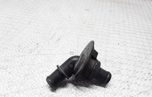 Mercedes-Benz C W203 Engine coolant pipe/hose
