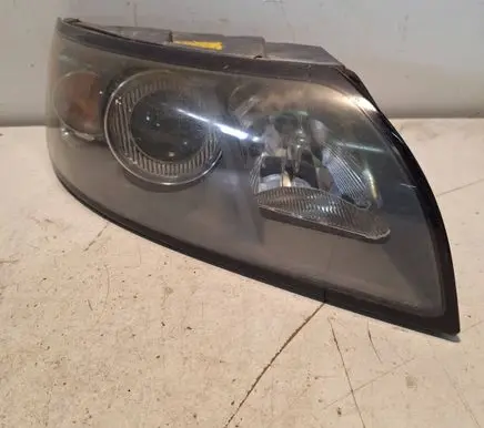 Volvo V50 Headlight/headlamp 30698894 0301198604