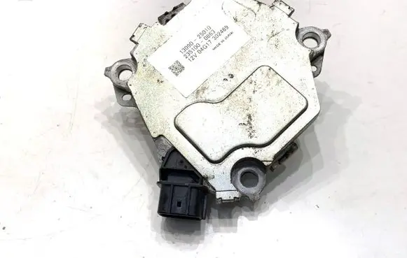 Toyota Yaris Cross Camshaft position sensor 1309025010