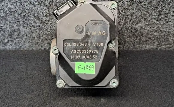 Volkswagen Golf VI Throttle valve 03L128063K