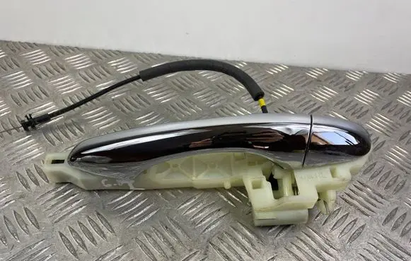 KIA Sorento Rear door exterior handle