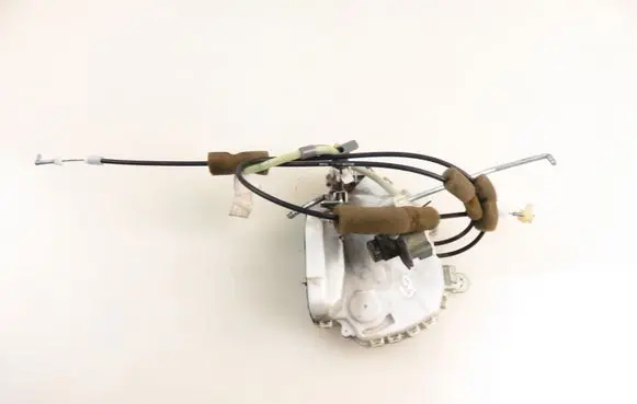 Honda Civic Front door lock 72151SMGG0