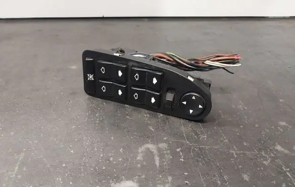 BMW 5 E39 Electric window control switch 6904306