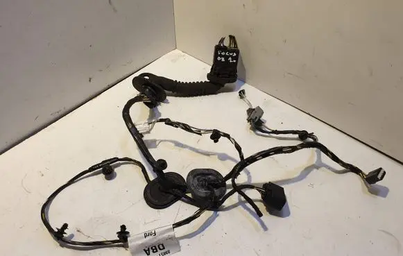 Ford Focus Front door wiring loom 8M5T14K138DBA