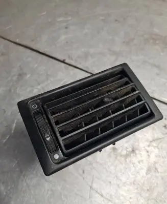 Volkswagen Transporter - Caravelle T4 Dash center air vent grill 701819709A 7D1819703