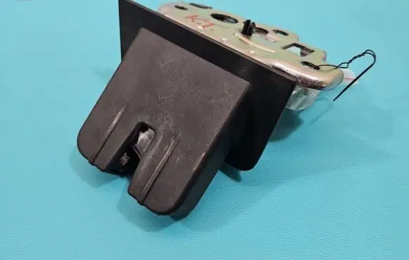 Audi A6 S6 C7 4G Tailgate/trunk/boot lock/catch/latch 8R0827505 IMPRK1494868