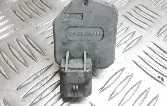 Opel Astra G Headlight level adjustment motor 90590665