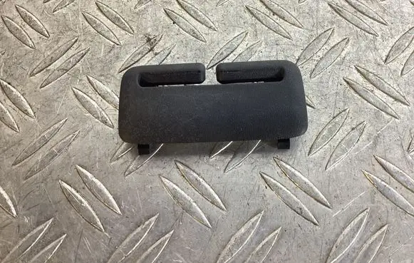 Lexus GS 300 350 430 450H Seat belt trim 7337333010