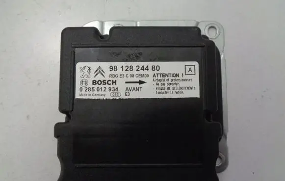Citroen C4 Cactus Airbag control unit/module 9812824480