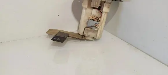 Mazda Premacy In-tank fuel pump 101042780 ZL05