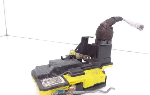 Volvo S80 Rear door lock 30699756