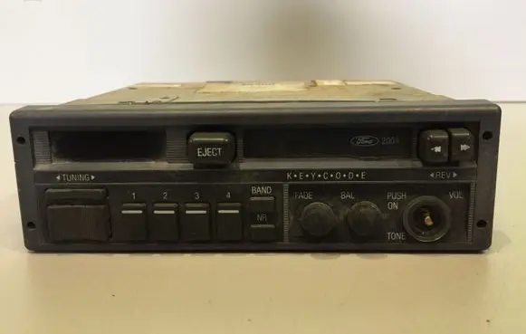 Ford Escort Radio/CD/DVD/GPS head unit 89FB18K876BC