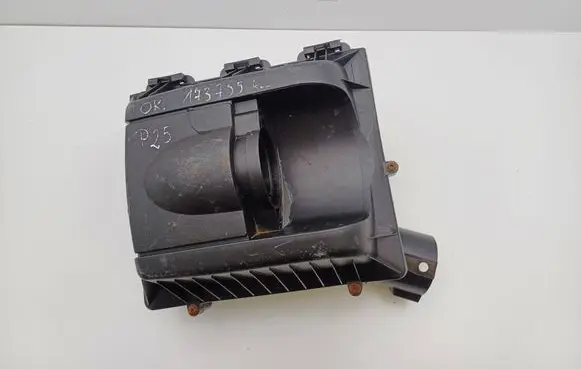 Renault Master II Air filter box 8200679824 8200531212