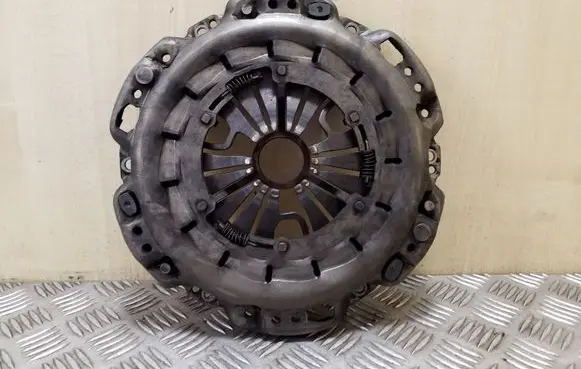 Mercedes-Benz C W204 Pressure plate A0242508401