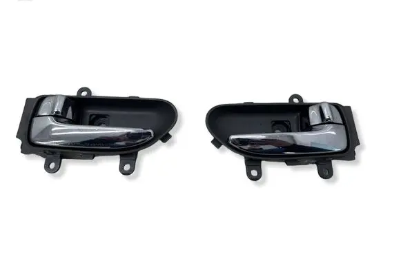 Nissan X-Trail T31 Rear door interior handle 