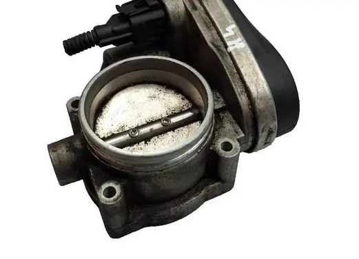 BMW 5 E60 E61 Throttle valve 7516946