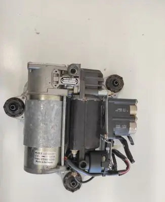 Volkswagen Phaeton Air suspension compressor/pump 4430200111 G76A6082099 4154031000