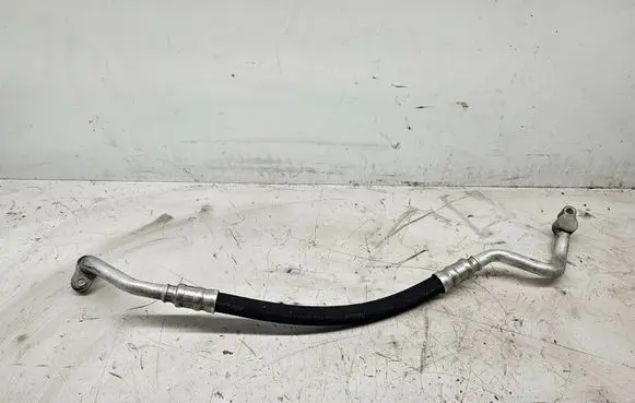 Jaguar XK - XKR Air conditioning (A/C) pipe/hose 6w8319n601ab
