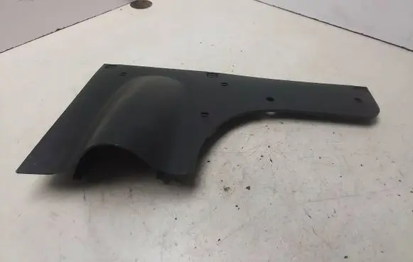 Dashboard lower bottom trim panel