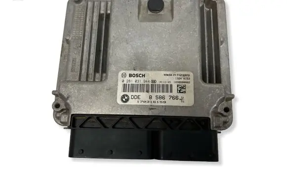 Mini One - Cooper F56 F55 Engine control unit/module 8586766