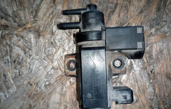 Alfa Romeo 159 Turbo solenoid valve 55203202 06T306 70060700