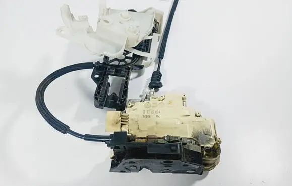 Seat Altea Front door lock