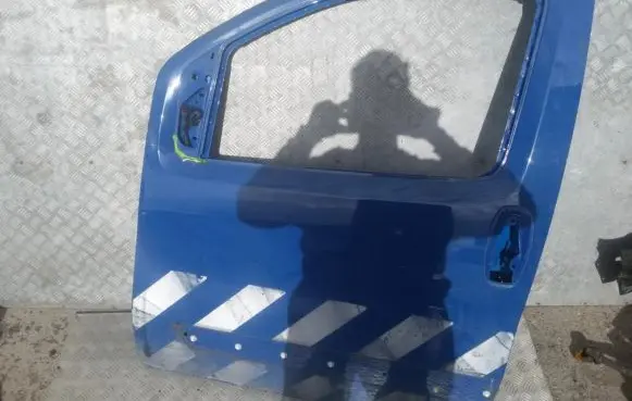 Fiat Fiorino Front door