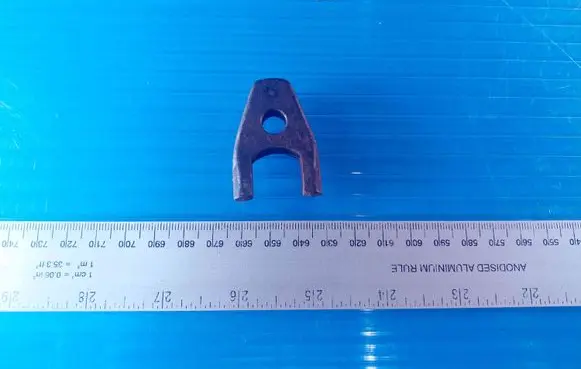 KIA Sorento Fuel Injector clamp holder