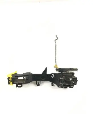 Toyota Avensis T270 Front door exterior handle/bracket 