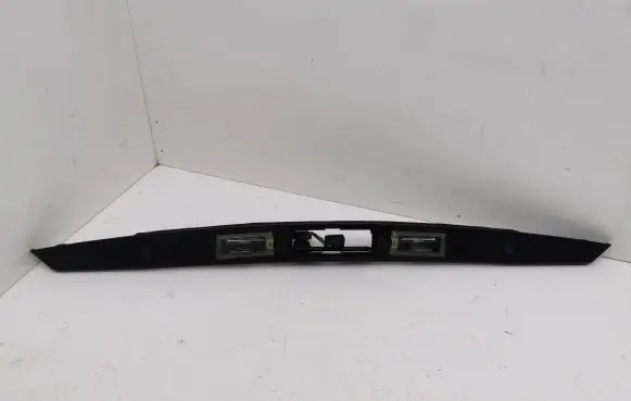 Jeep Cherokee Number plate light 1UT72RXFAB