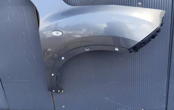 Nissan Juke I F15 Fender JUKEF15BLOTNIK