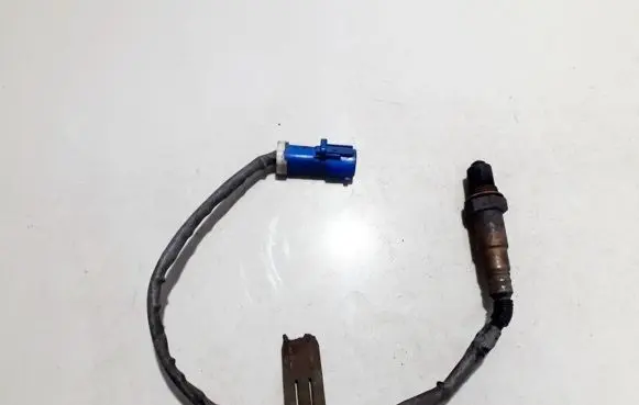 Ford Focus Lambda probe sensor cf33g 88623