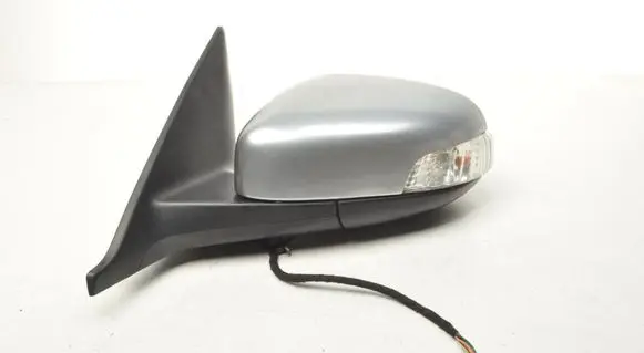 Volvo V50 Front door electric wing mirror 8PIN