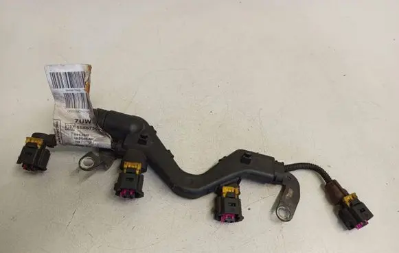 Opel Insignia A Fuel injector wires 55567592