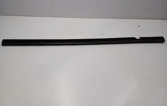 Bentley Continental Rubber seal front coupe door window 3W8837472B