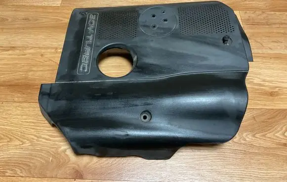 Volkswagen PASSAT B5 Engine cover (trim) 058103724R 058103724P