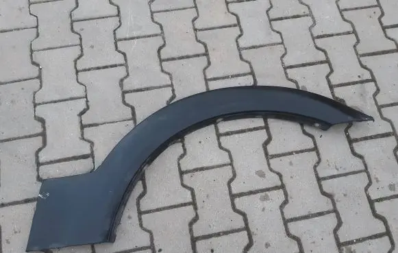 Mitsubishi Pajero Rear arch trim MR478745