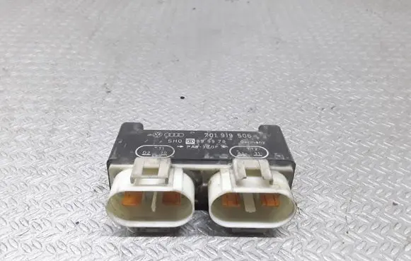 Volkswagen Transporter - Caravelle T4 Coolant fan relay 701919506