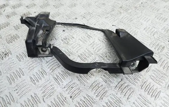 BMW 5 E60 E61 Headlight/headlamp mounting bracket 15873800