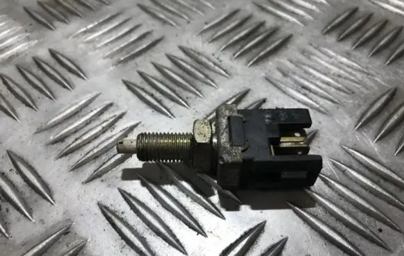 Mazda 323 Brake pedal sensor switch