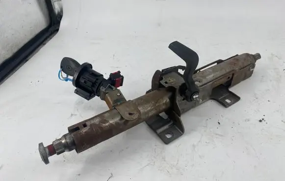 Renault Master III Steering wheel axle 8200405701F C5359A978