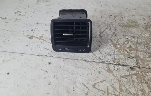 Volkswagen Golf V Dashboard side air vent grill/cover trim 1K0819709