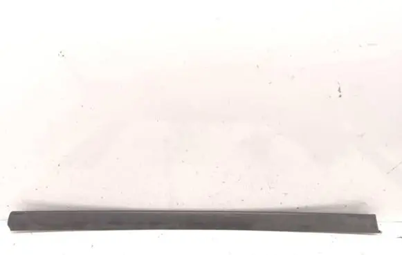 Volkswagen Golf III Front door trim (molding) 1H4853515