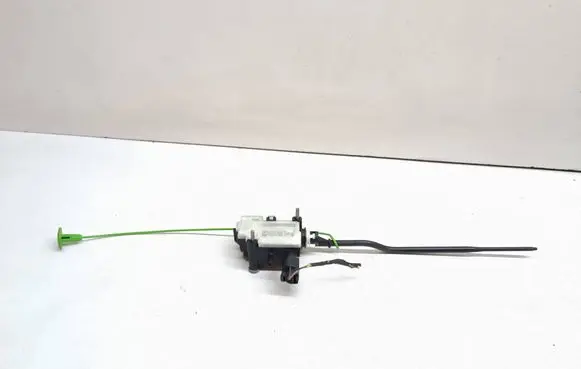 BMW 5 F10 F11 Fuel tank cap lock 7228119 67117228199