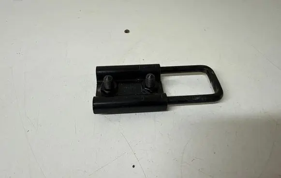 Volkswagen Transporter - Caravelle T5 Rear door lock loop/hook striker 7H0827537