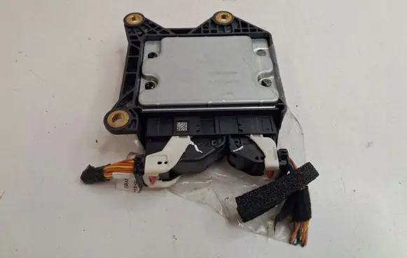 Peugeot Partner III Bonnet Pedestrian Airbag Actuator 9835661480