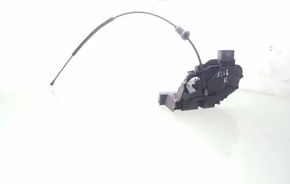 Volvo C30 Front door lock 30753658