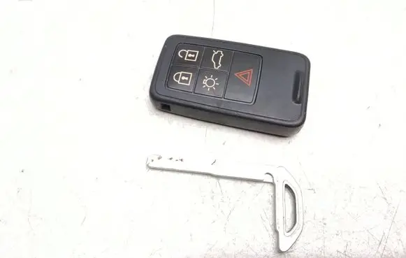 Volvo V40 Ignition key/card 30659607