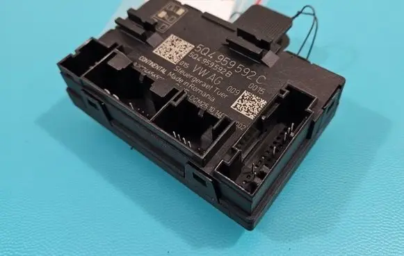 Volkswagen PASSAT B8 Central body control module 5Q4959592C IMPRK1390604