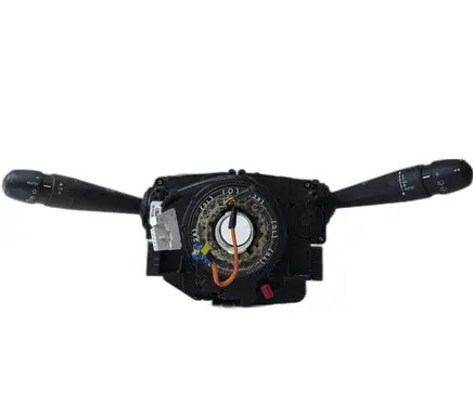 Peugeot 308 Tailgate/trunk/boot open switch
